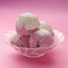 Raspberry and vanilla ice cream — Stock Photo