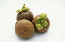 Mangoustans tropicaux frais — Photo de stock