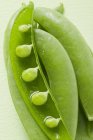 Pea pods with seeds — Stock Photo