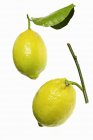 Limões frescos e maduros — Fotografia de Stock