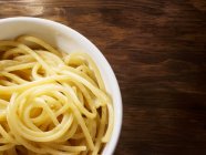 Spaghetti with olive oil — Stock Photo