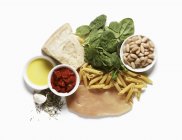 Ingredients for chicken pasta dinner — Stock Photo