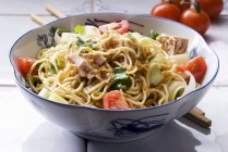 Noodle salad with tuna — Stock Photo