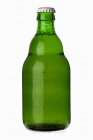 Охлажденная бутылка пива — стоковое фото