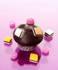 Muffin mit Schokoladenglasur — Stockfoto