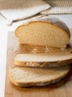 Органічні цільнозерновий хліб — стокове фото