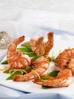 Prawns with julienne vegetables — Stock Photo