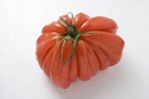 Червоний oxheart томатний — стокове фото