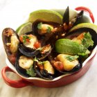 Brazilian Mussels with Lime — Stock Photo
