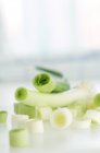 Spring onions, whole and sliced — Stock Photo
