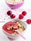 Oats muesli with raspberry — Stock Photo