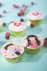 Cupcakes decorated for Valentines day — Stock Photo