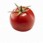 Красный спелый помидор — стоковое фото