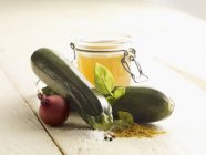 Ingredienti per la zuppa di zucchine e curry — Foto stock