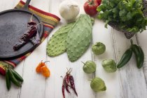 Mixed Southwestern Veggies over wooden surface — Stock Photo