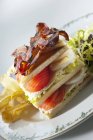 Club sandwich avec oeuf — Photo de stock