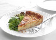 Cheese and chive quiche — Stock Photo