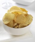 Patatas fritas de queso y cebolla - foto de stock