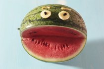Lustiges Wassermelonengesicht — Stockfoto