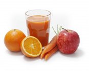 Мульти-витаминный сок — стоковое фото