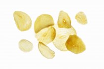 Fette di aglio essiccate — Foto stock