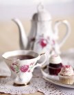 Bella tazza di tè antico — Foto stock