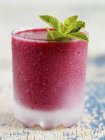 Berry smoothie with mint — Stock Photo