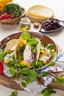 Tacos gefüllt mit Gemüse — Stockfoto