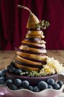 Pear and beetroot tower — Stock Photo
