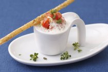 Пармезанський суп з кростіні — стокове фото