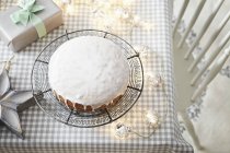 Sponge cake with icing sugar — Stock Photo