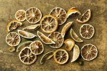 Vista de perto de citrinos secos variados — Fotografia de Stock