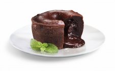 Chocolate relleno pastel de chocolate sin harina - foto de stock