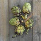 Fresh green artichokes — Stock Photo
