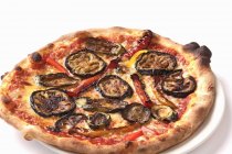 Courgette with aubergine and pepper pizza — Stock Photo