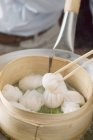 Person Cooking dim sum — Stock Photo