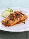 Salmon fillet with salsa — Stock Photo