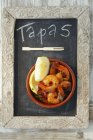 Spanish garlic prawns in bowl — Stock Photo