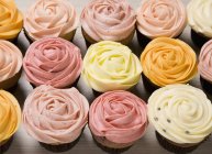 Various rose cupcakes — Stock Photo