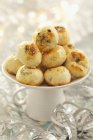 Mini rolls with herb cheese — Stock Photo