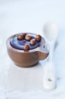 Шоколад у формі чашки кави — стокове фото