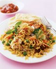Reis mit Curryhuhn — Stockfoto