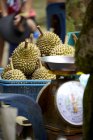 Frutos durianos frescos — Fotografia de Stock