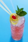 Cocktail garnished with lemon — Stock Photo
