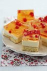 Sponge cake with cream — Stock Photo