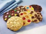 Colorfully decorated cookies — Stock Photo