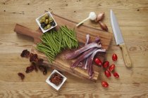 Ingredients for lamb filllet with green beans — Stock Photo