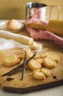 Biscuits on wooden desk — Stock Photo