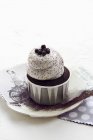 Chocolate cookie cupcake — Stock Photo