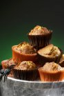 Muffins für Halloween dekoriert — Stockfoto